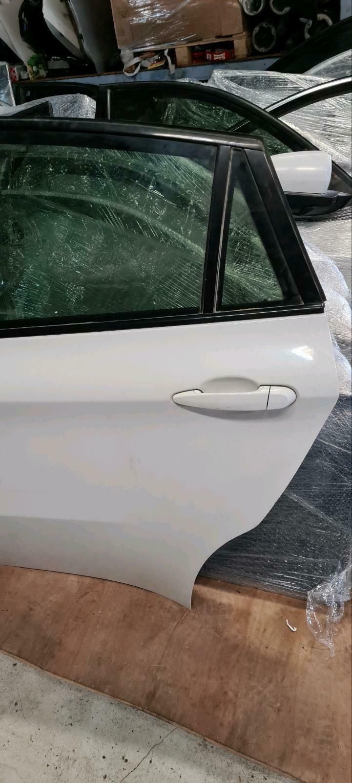 BMW F71 X6 AUTOTÜR Fahrertür hinten Links