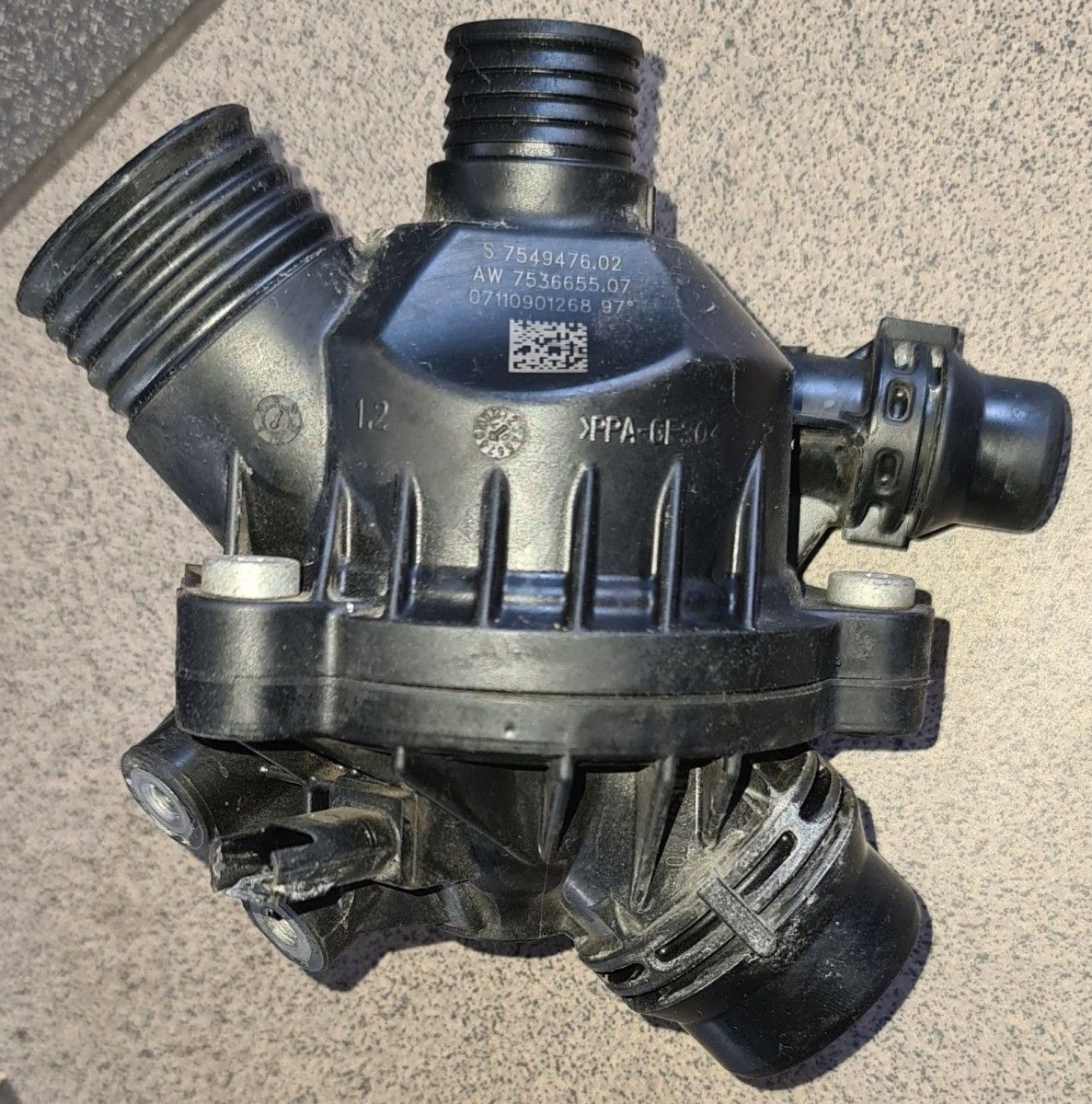 BMW Original E60 E61 E90 Thermostat