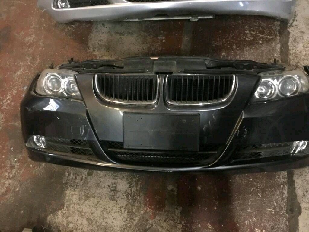 BMW E90 mit Xenon Scheinwerfer Stoßstange