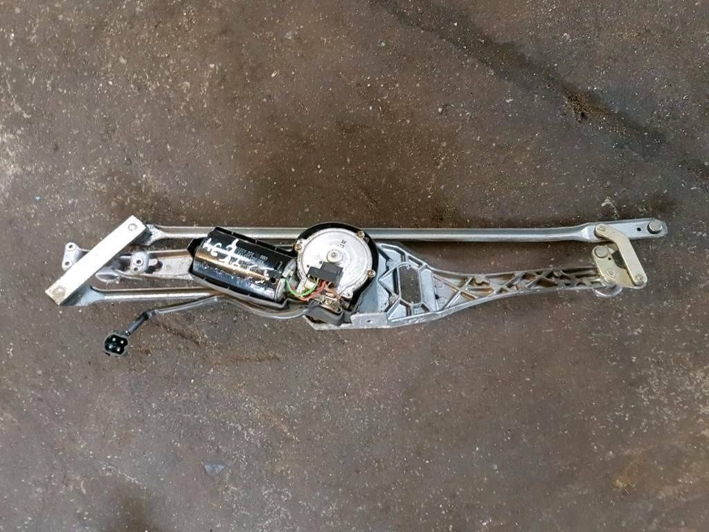 BMW Original E 34 Scheibenwischer Motor Vorne Komplett