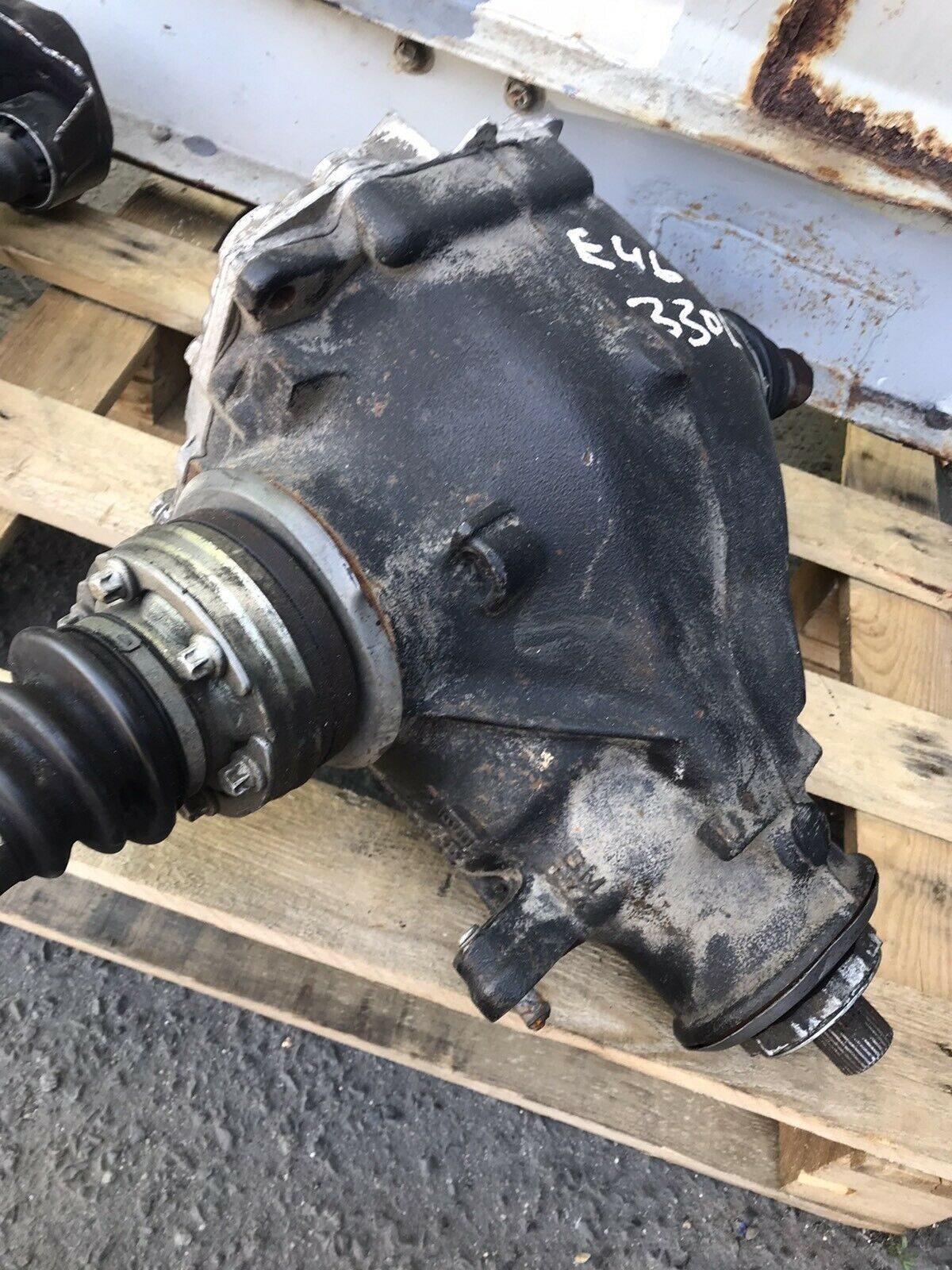 BMW Original 3er 330d Differential Hinterachse 2,81