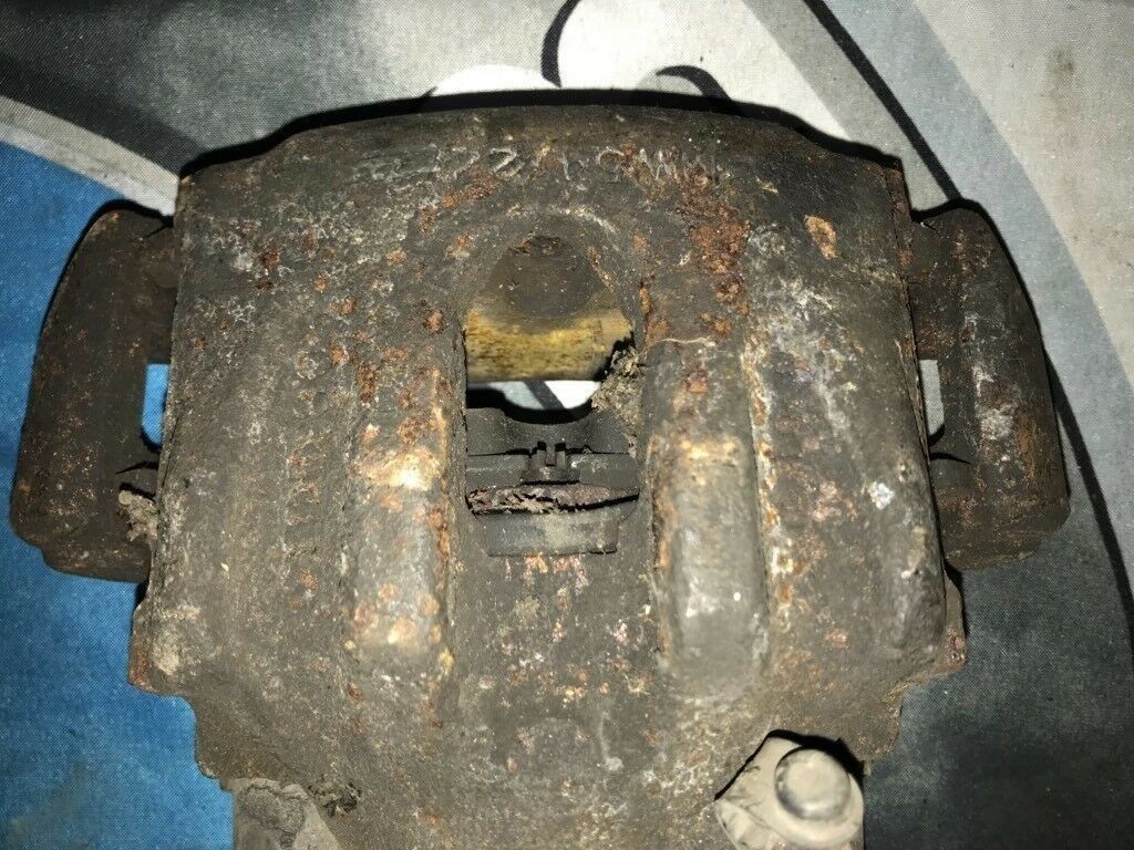 BMW Original E36 Bremssattel Bremssättel VA innen belüftet