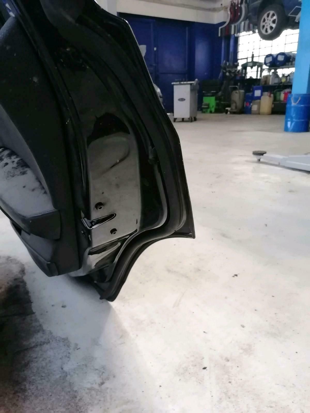 BMW Original E83, Hinten Rechts Tür, Schwarz Container 2 Nu.45