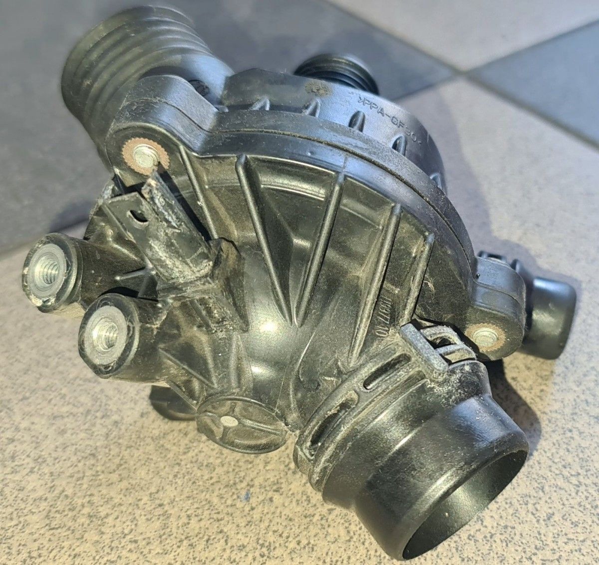 BMW Original E60 E61 E90 Thermostat