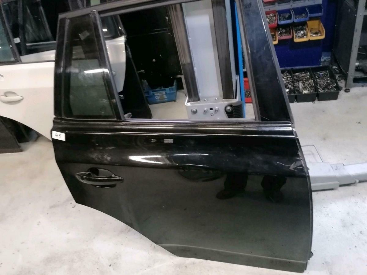 BMW Original E83, Hinten Rechts Tür, Schwarz Container 2 Nu.45