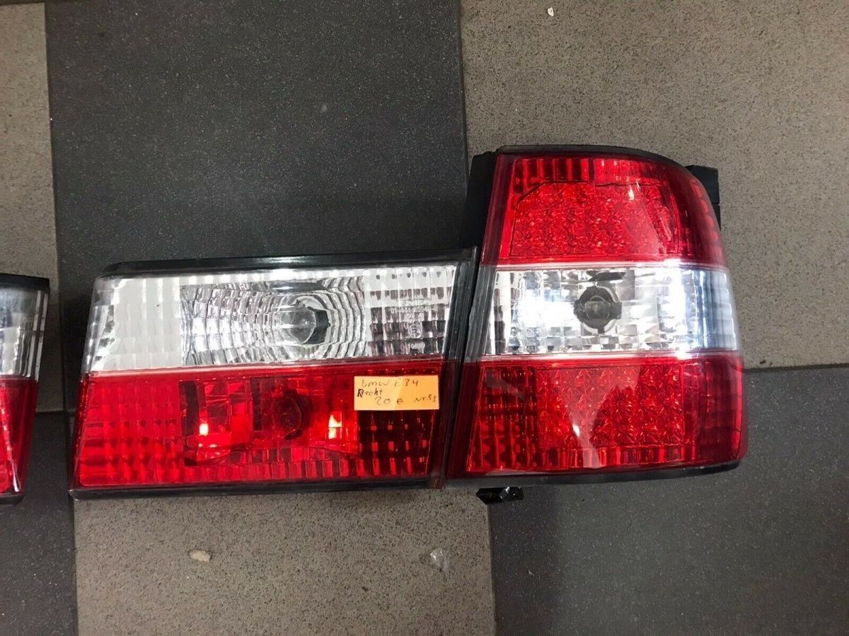 BMW Original 5er E34 Limousine LED Rückleuchte Rücklichtsatz