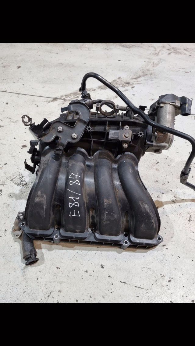 BMW E81 E88 Ansaugkrümmer Krümmer Original