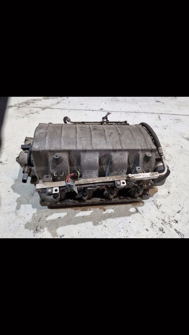 BMW E65 E66 Ansaugkrümmer Ansaugbrücke mit Einspritzdüsen