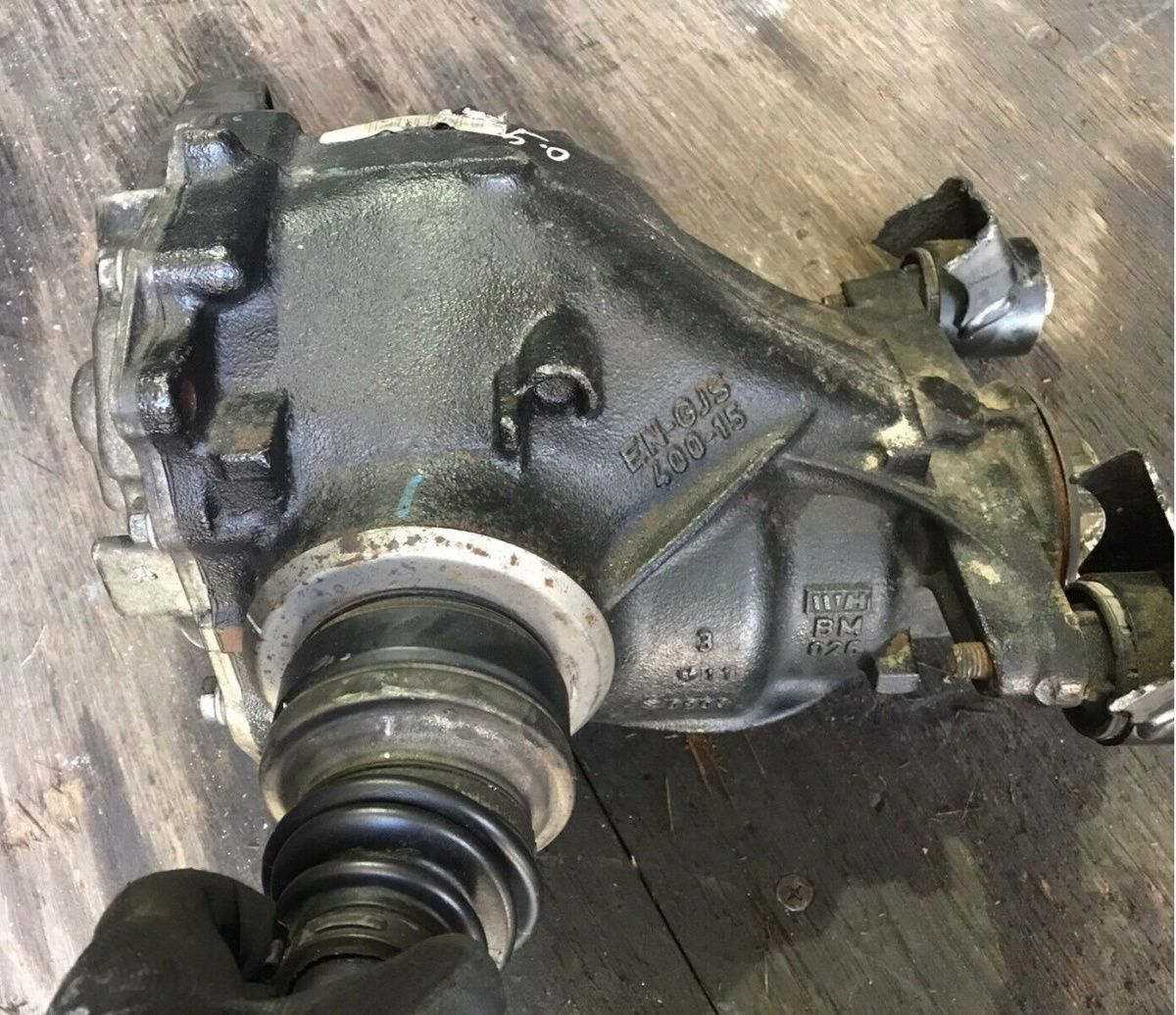 BMW E70 X5 Hinten OE 7553948 Übersetzu 3,15