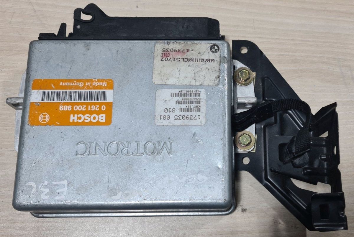 BMW Original E30 Steuergerät Motor Motorsteuergerät 1739035