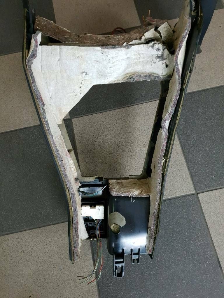 BMW Original E32 E34 Mittelkonsolle mit Fensterschalter