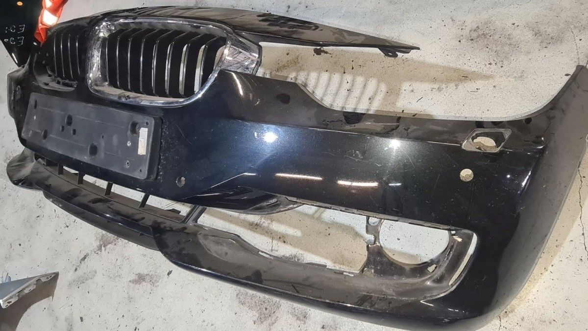 BMW Original F30 F31 Stoßstange Vorne Frontstoßfänger