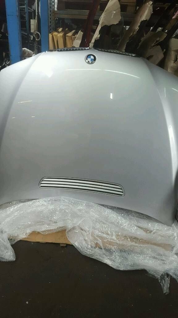 BMW Original E65 Motorhaube in Silber in ein guten Zustand