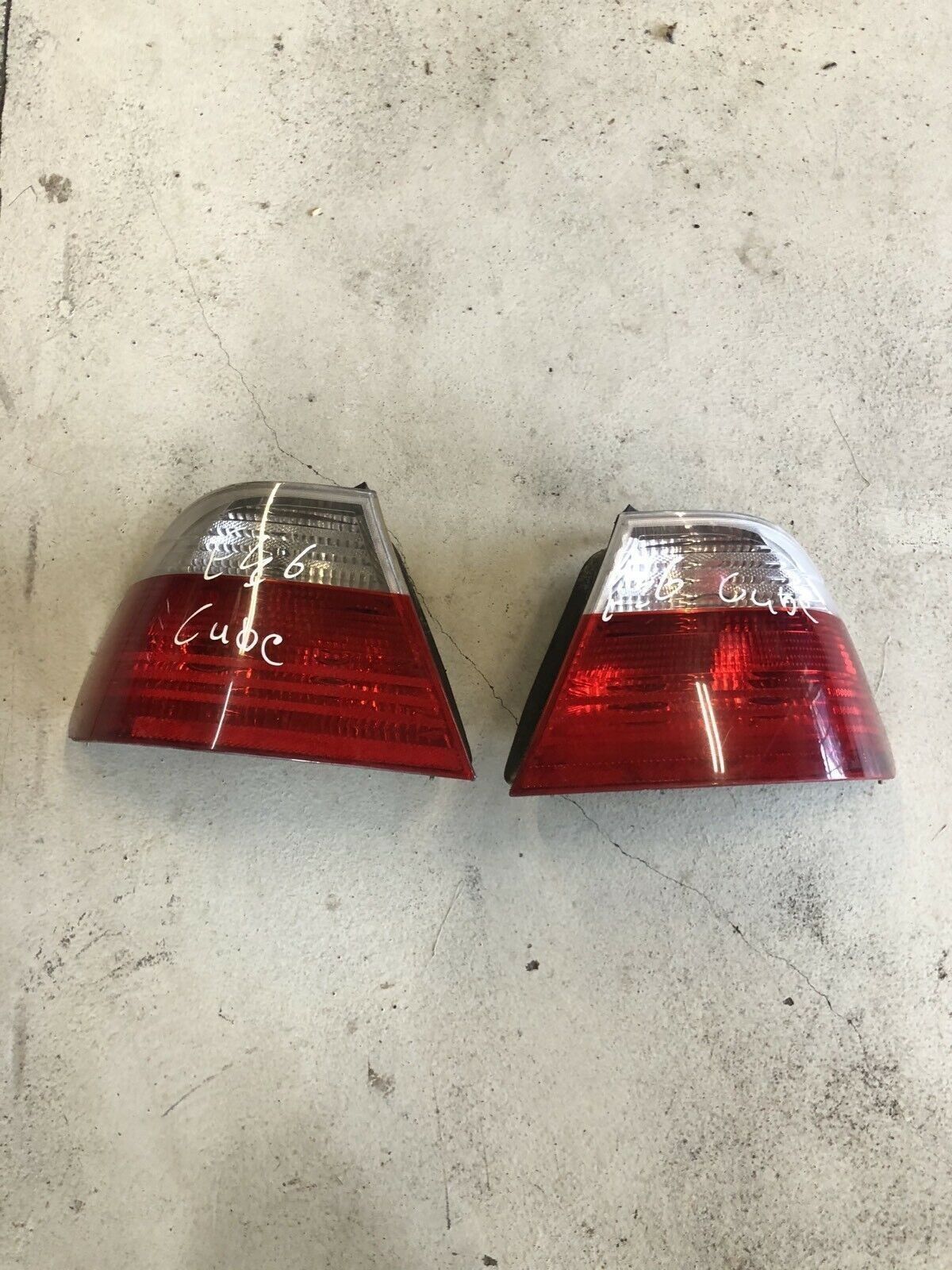 BMW E46 Coupe RÜCKLEUCHTE Heckleuchte Rücklicht außen