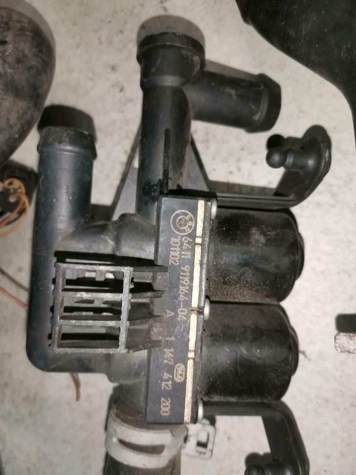 BMW orig. Kühlmittelregelventil 64119119164 BMW 1147412200 Bosch