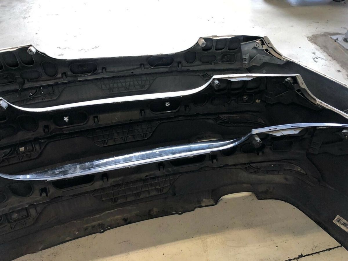 BMW E60 Stoßstange Front gebraucht Unfallfrei und Top Zustand