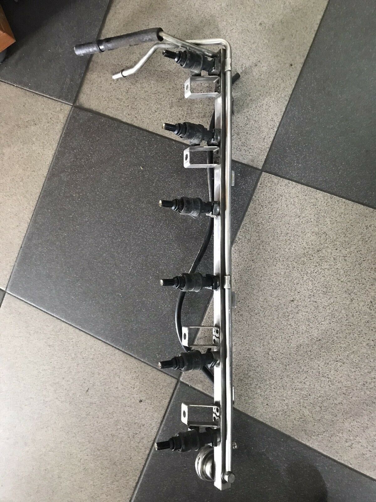 BMW Original E36 E38 E39 Einspritzleiste & Düsen OE 1427335