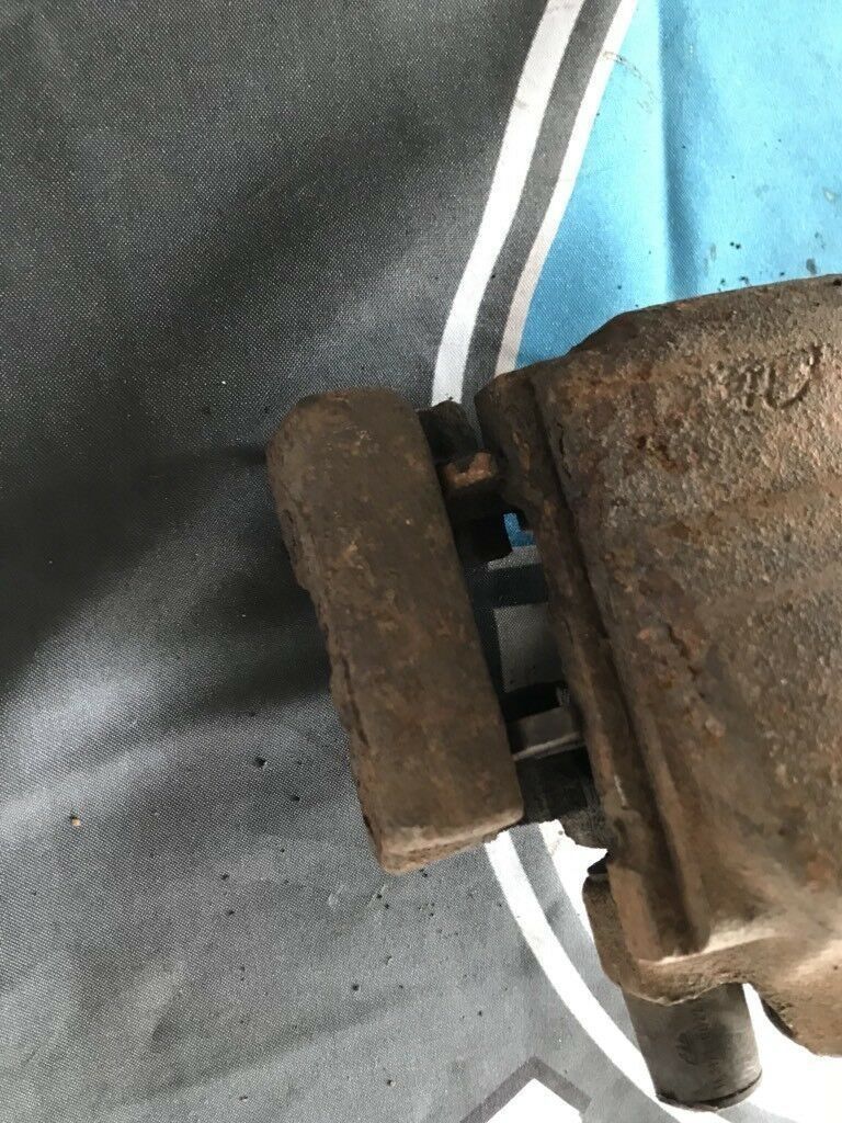 BMW Original E46 Bremssattel Vorne Vorderachse Rechts Links
