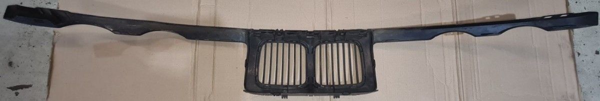 BMW Original E34 Nierenblech mit Grill