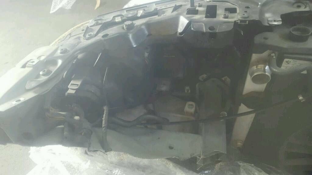 BMW E66Komplett vorne Scheinwerfer Stoßstange Schloßträger Kühler