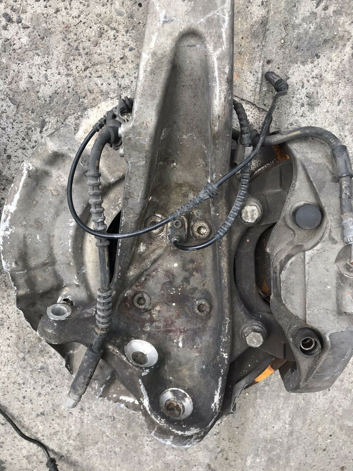 BMW Original 5er F10 F11 Achsschenkel/ Radnabe L&R