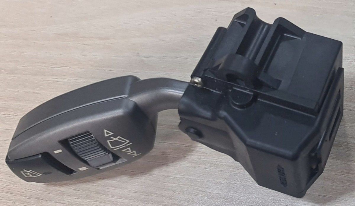 BMW original E65 E66 windshield wiper switch