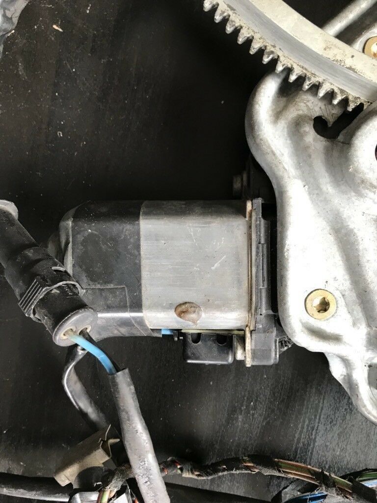 BMW Original E30 elektrischer Fensterheber + Motor