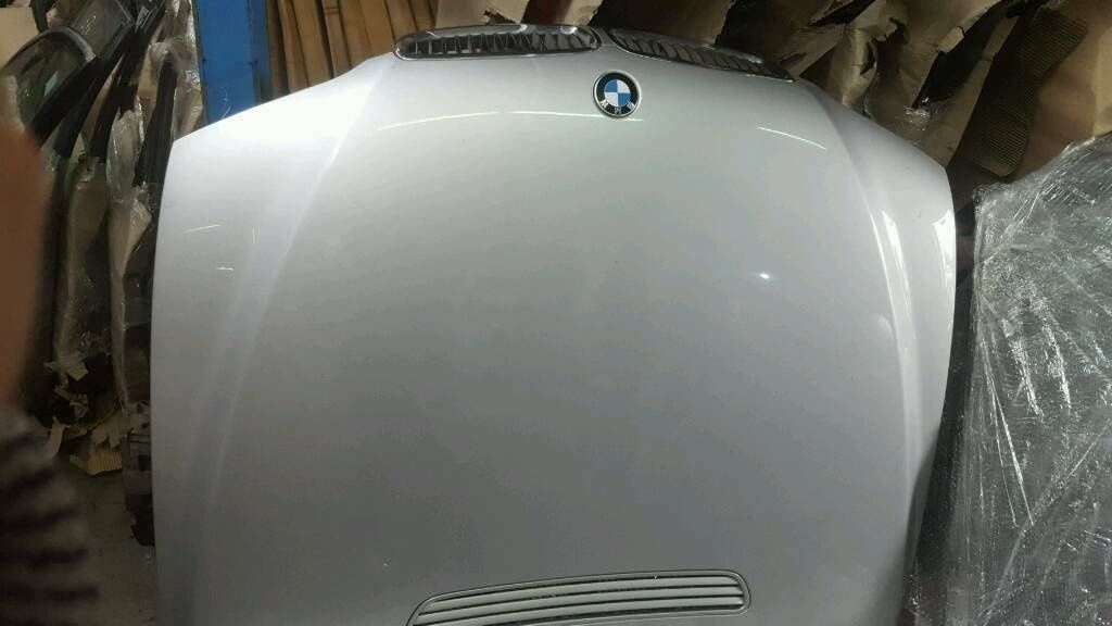 BMW Original E65 Motorhaube in Silber in ein guten Zustand