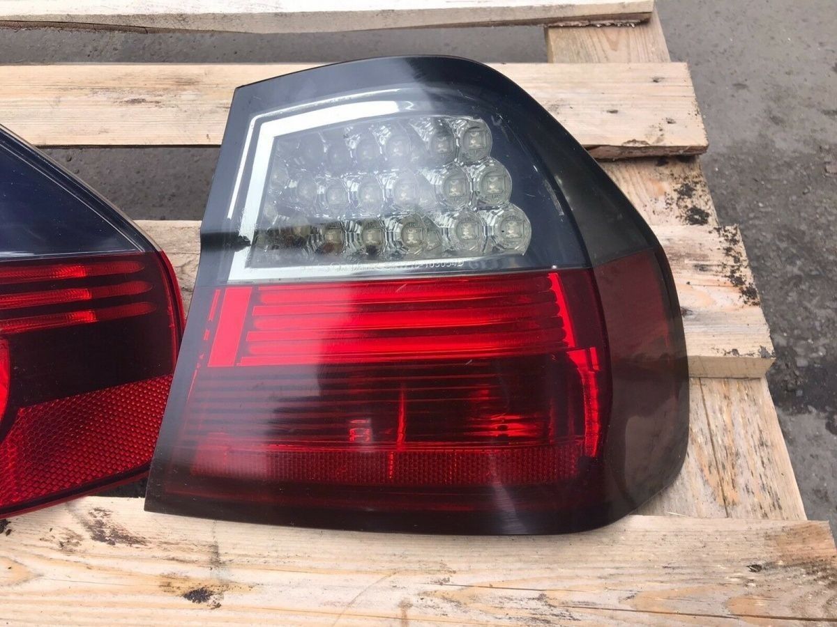BMW Original 3er E90 Rückleuchte Rücklicht links oder rechts