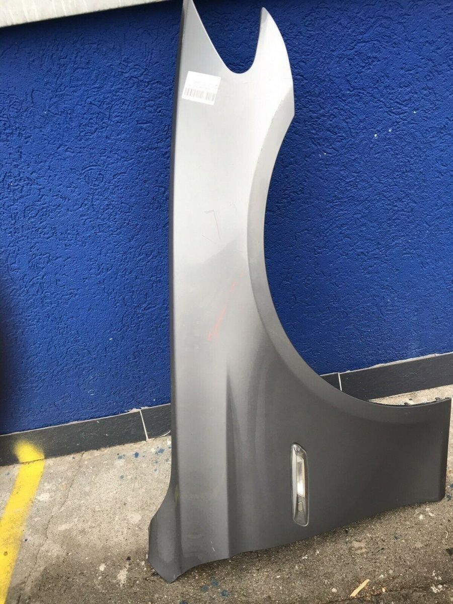 BMW original top condition fender F10--F11 front right in gray