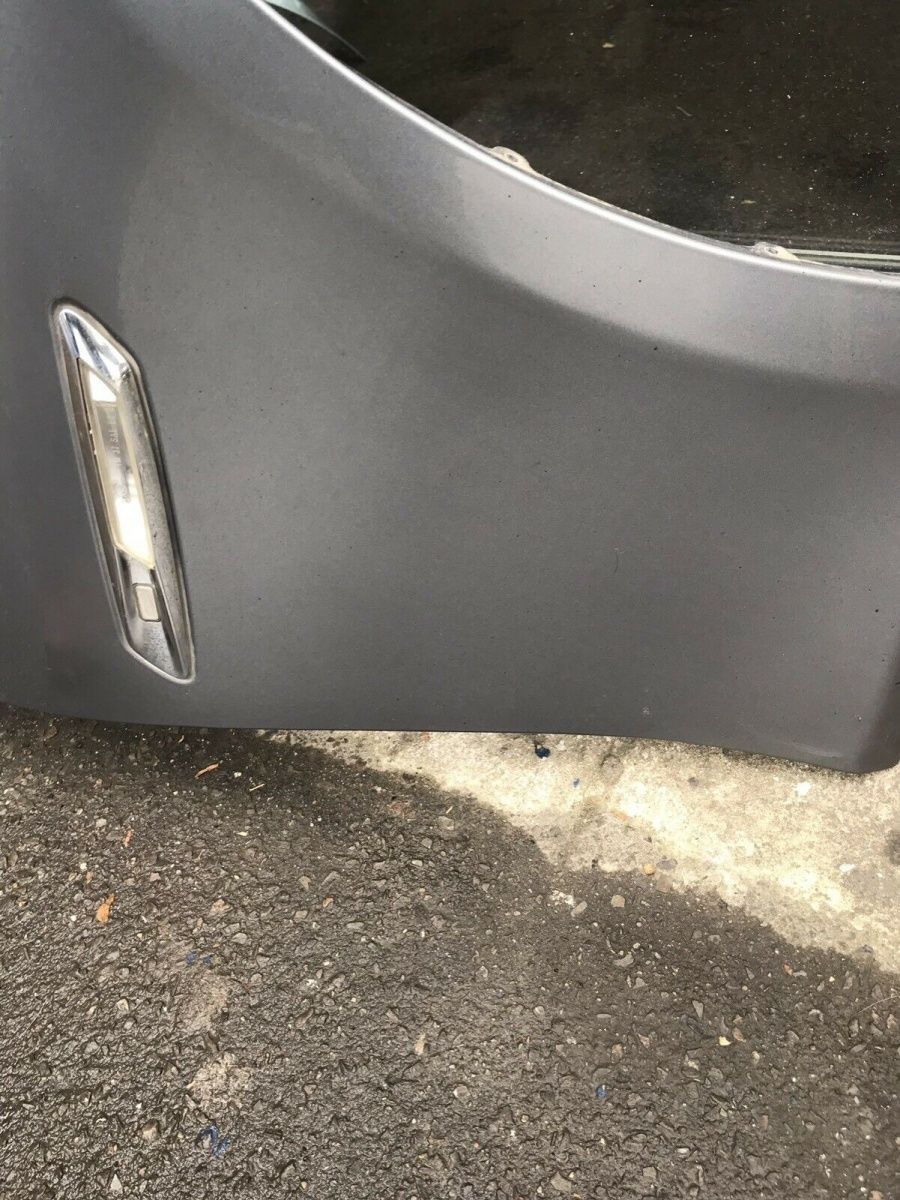 BMW original top condition fender F10--F11 front right in gray