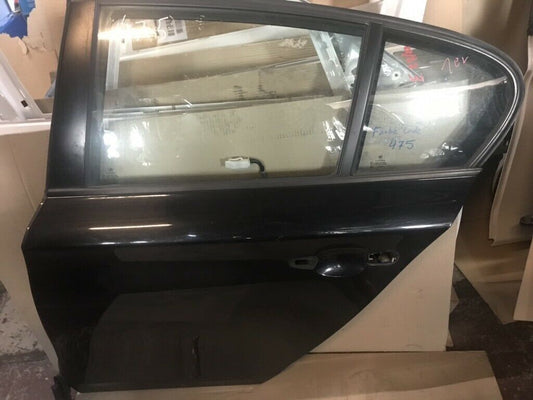 BMW original E87/E88 rear L door in top condition, color code 475