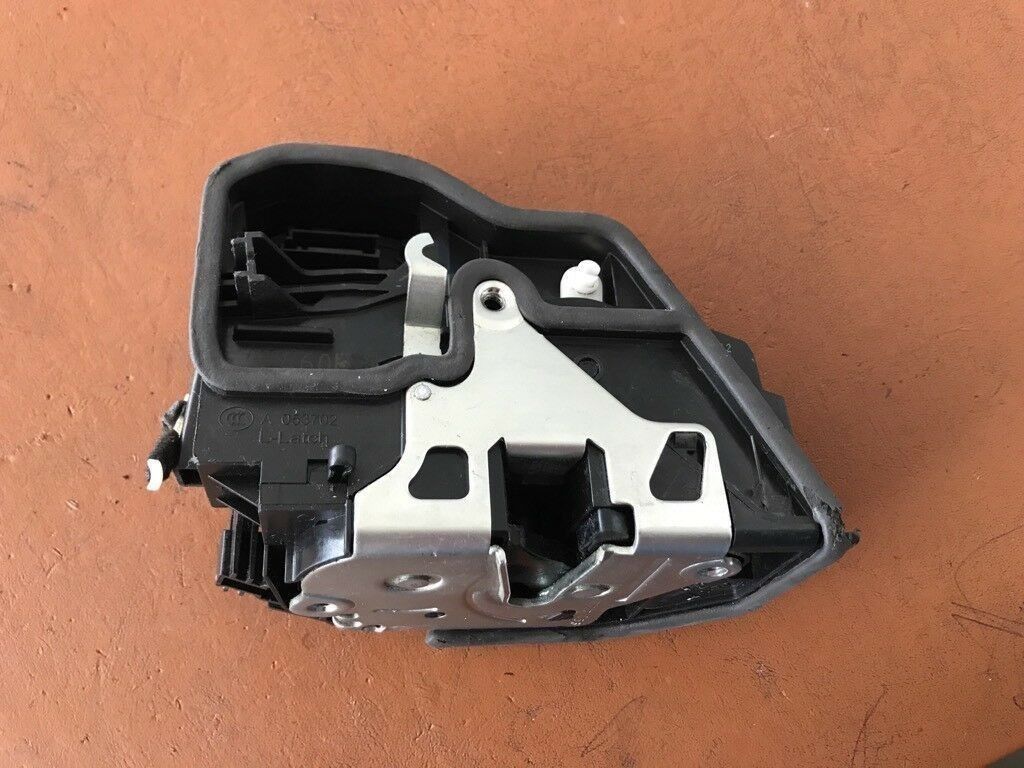 BMW 1 Series 3 Series 4 Series 5 Series 7 Series X1 X3 X6 E and F-Series Door Lock Right