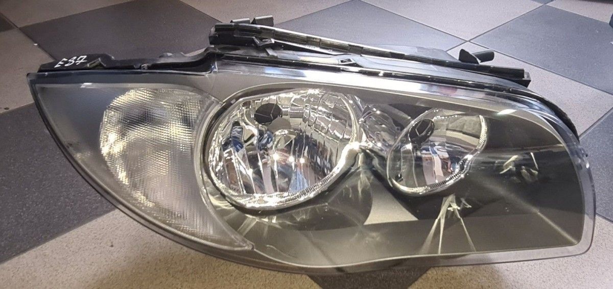 BMW original E87 headlight halogen right