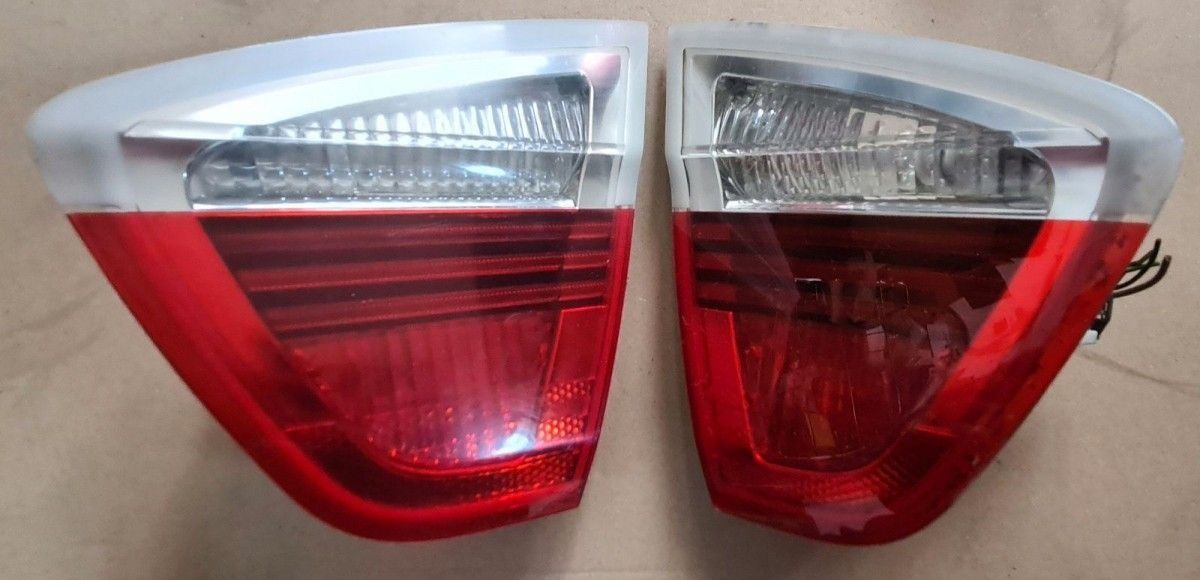 BMW original E90 tailgate light right or left