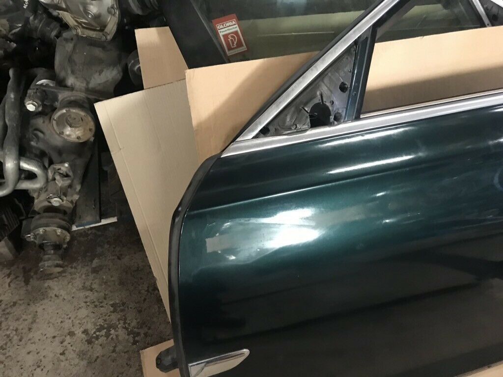 BMW original F01 F02 front L door complete top condition, in green