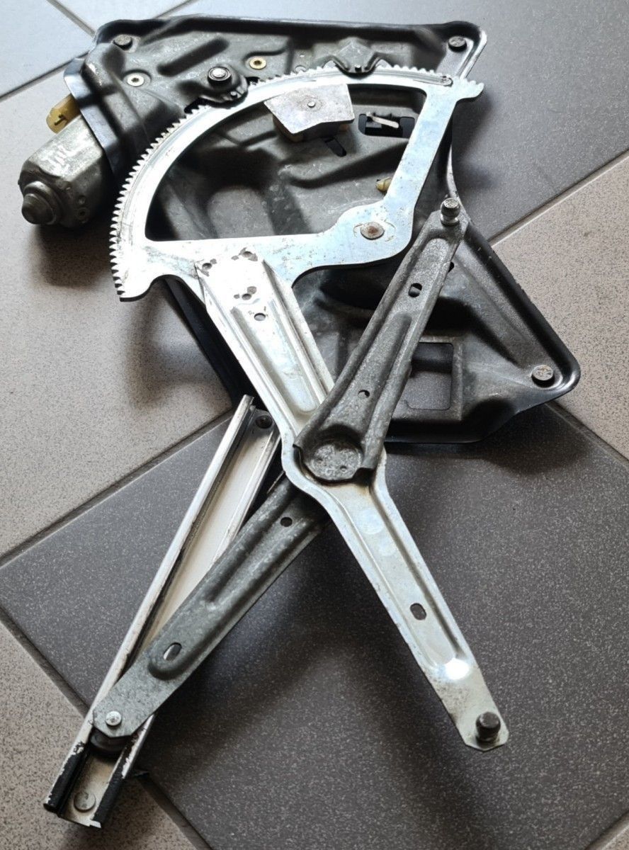 BMW Original Fensterheber E32 Vorne Links