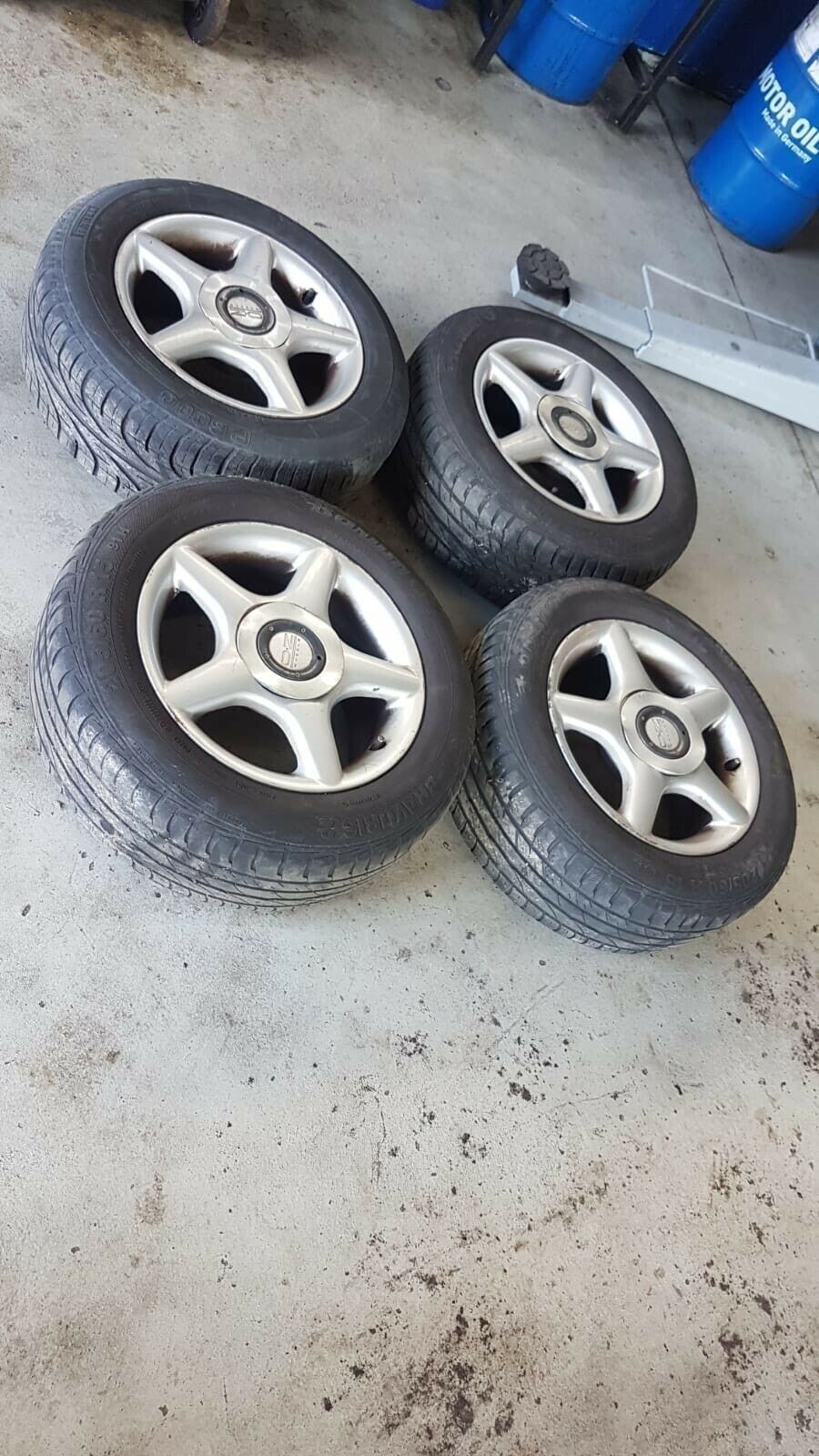 Reifen und Alufelgen Die Reifen haben Top zustand 205/60R15 91H