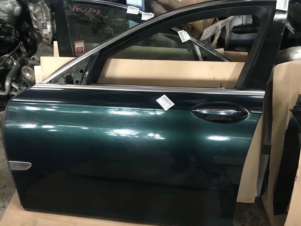 BMW original F01 F02 front L door complete top condition, in green