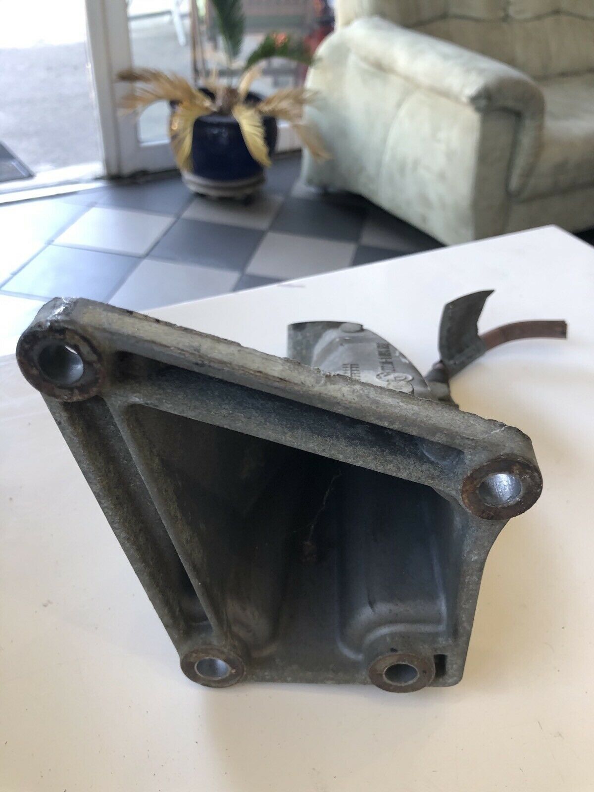 BMW ORIGINAL Halterung Rechts E46 22111094652