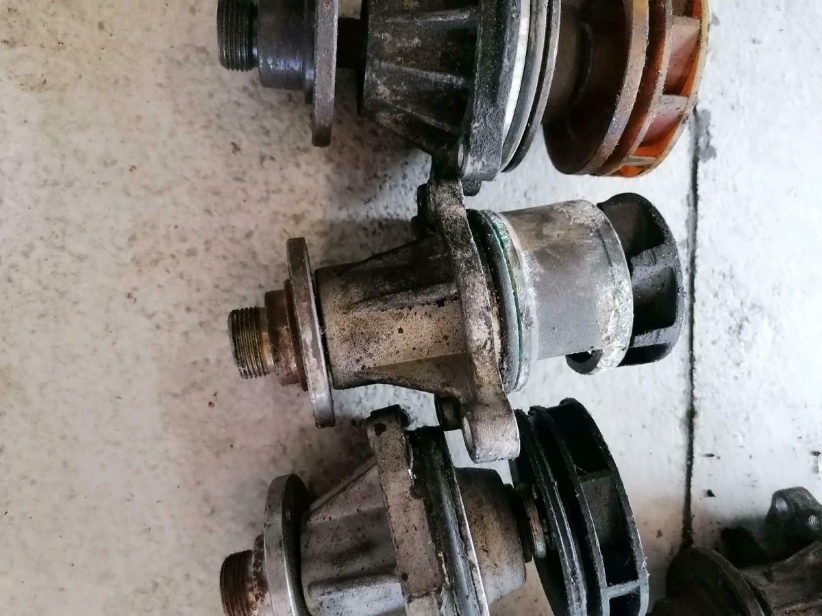 BMW original water pump for various BMW models