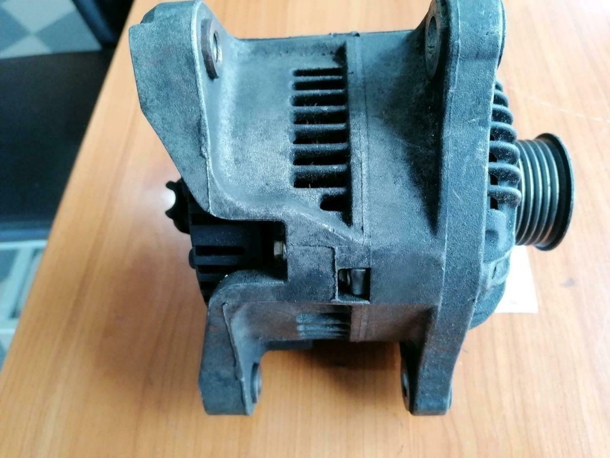 Original Lichtmaschine für BMW E46 Cabrio/316i/318i/Z3 Platz Nu 1