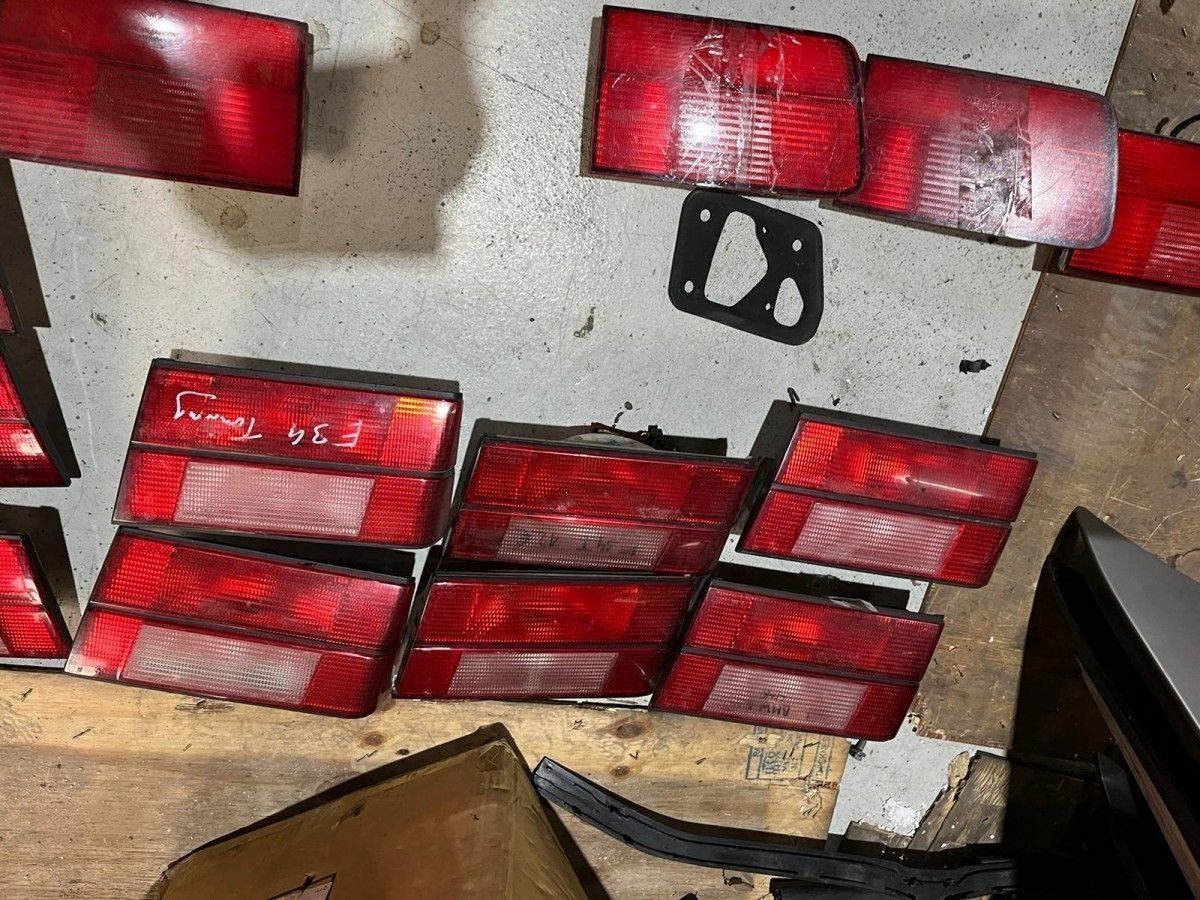 BMW original rear light E34 trunk right or left