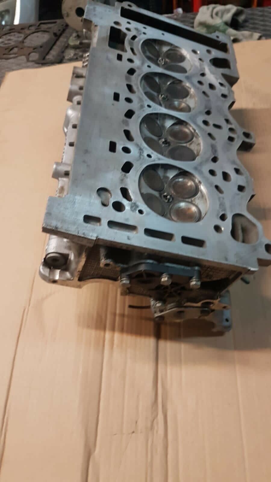 BMW original cylinder head N46 B20 75054229 BMW 3 (E90) 318I