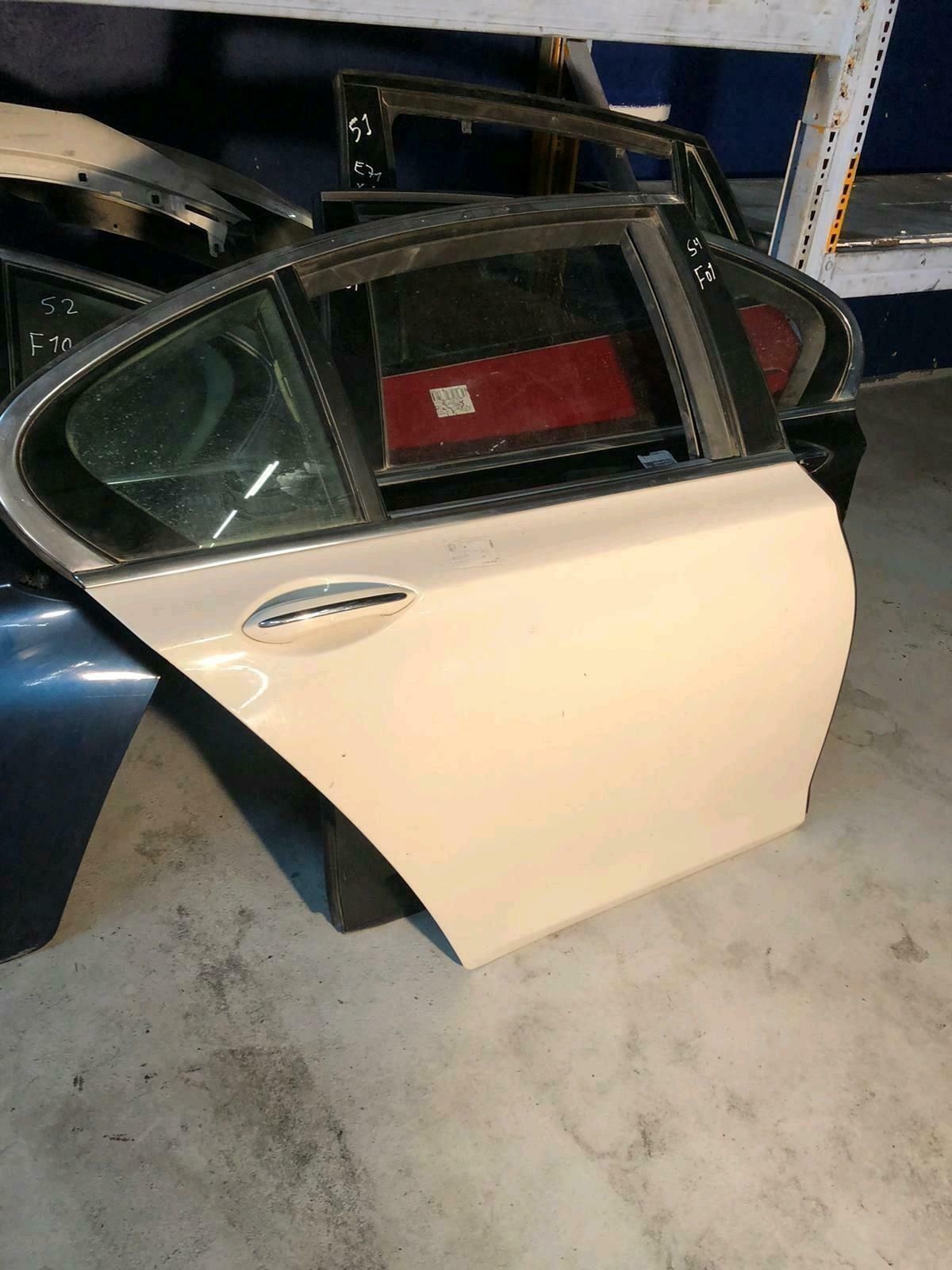 BMW original F01 door rear right top condition, color Apina white