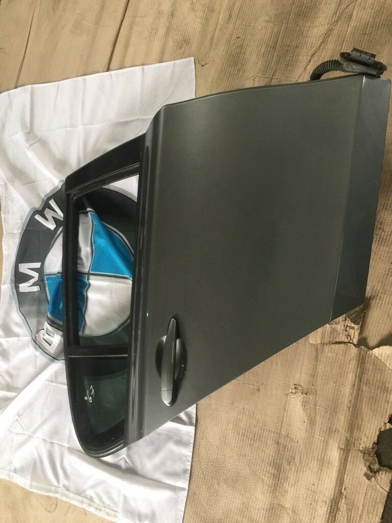 Bmw E90 rear right door complete with door handle