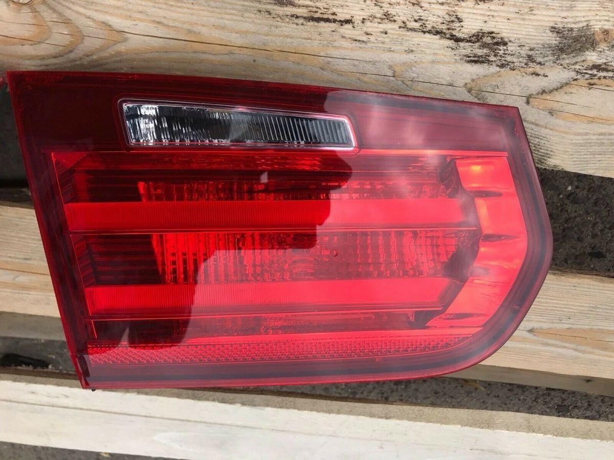 BMW original F30 F31 rear light L or R tailgate