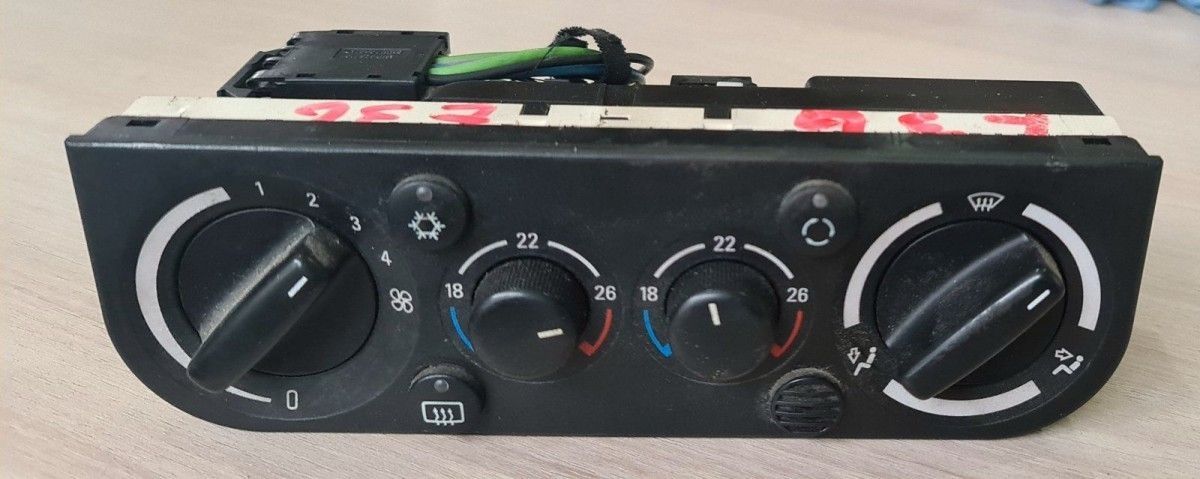 BMW original E36 air conditioning control panel