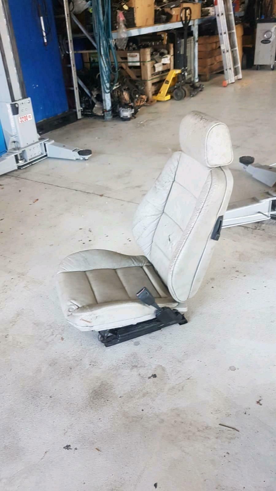 Originale BMW E36 Manuell Leder Sitz Vorne Beifahrerseite