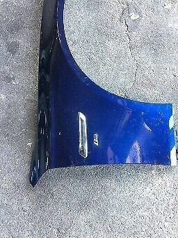 BMW original F10 front right fender in blue, top condition